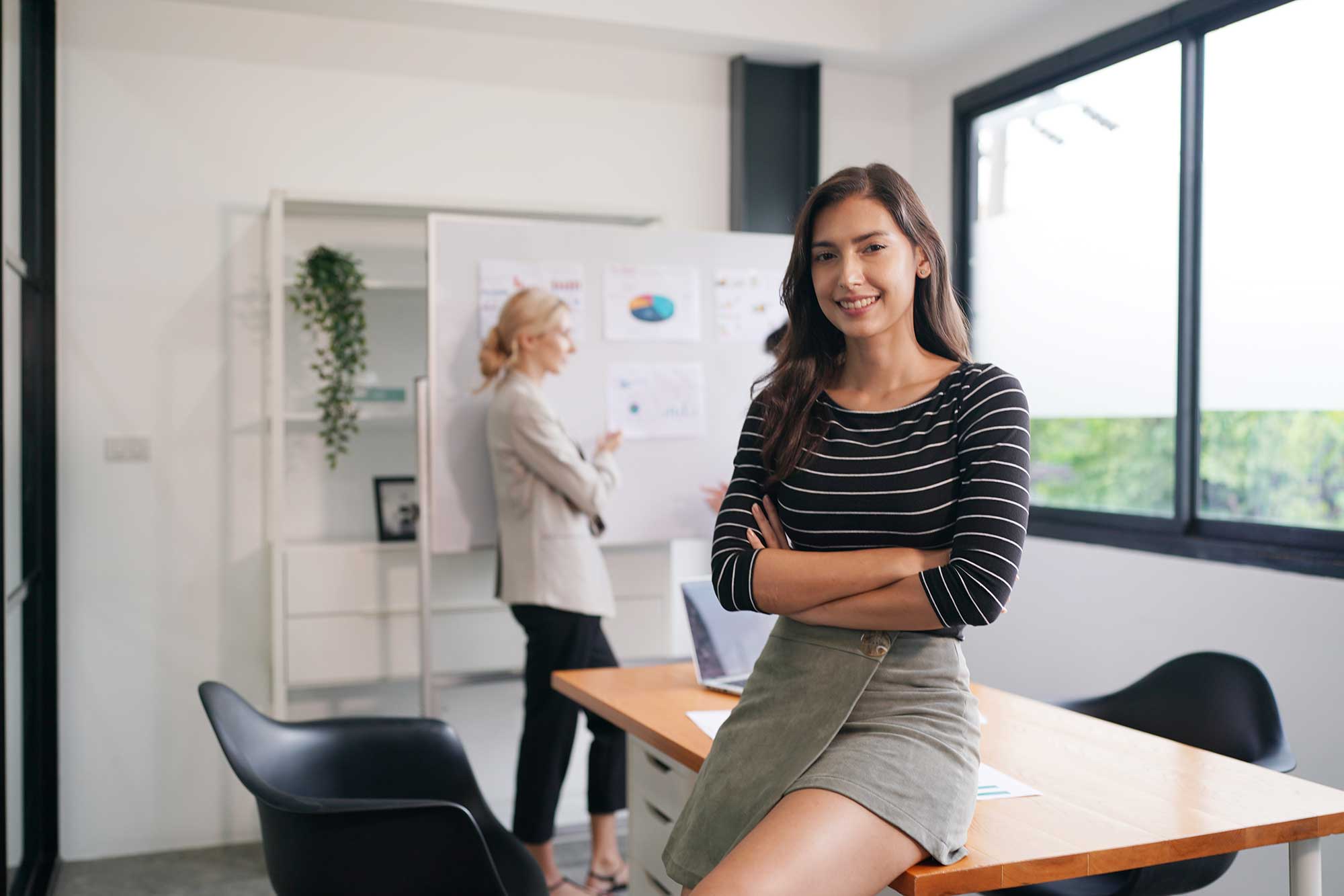 young-businesswoman-working-in-office-2022-10-11-20-06-28-utc.jpg